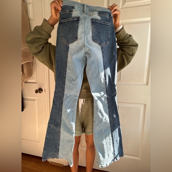 Never worn blue highrise flare Altard state jeans - tags still on! - Picture 2 of 3